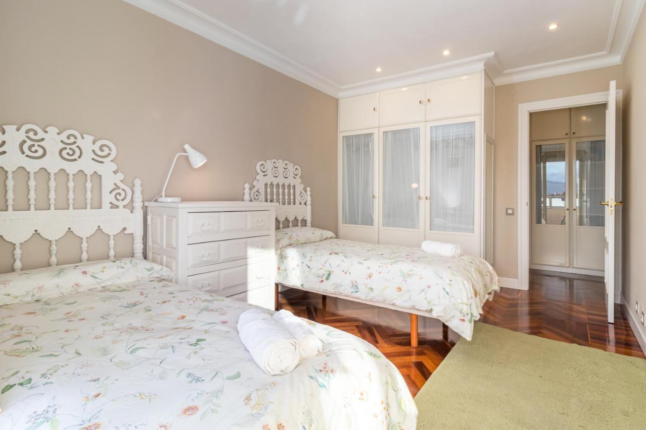 Apartamento Luminoso Cerca Playa Sardinero Con Parking Privado Σανταντέρ Εξωτερικό φωτογραφία
